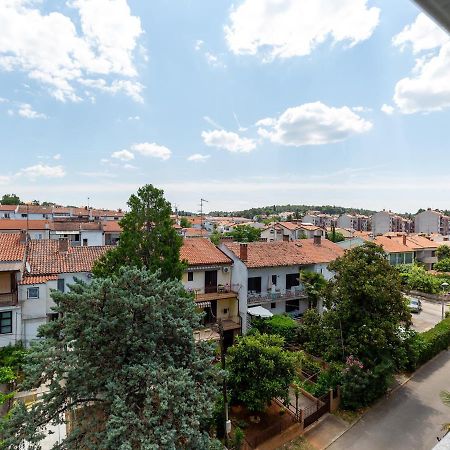 Amoroso Apartment 200M From Sea Poreč Buitenkant foto